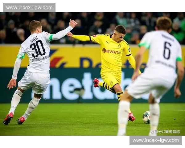 多特蒙德后防遭遇系统性危机 四名中卫同时缺席欧冠关键战 多特蒙德后防遭遇系统性危机 四名中卫同时缺席欧冠关键战